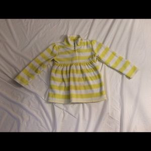 Old Navy Pullover Yellow 5T Fleece